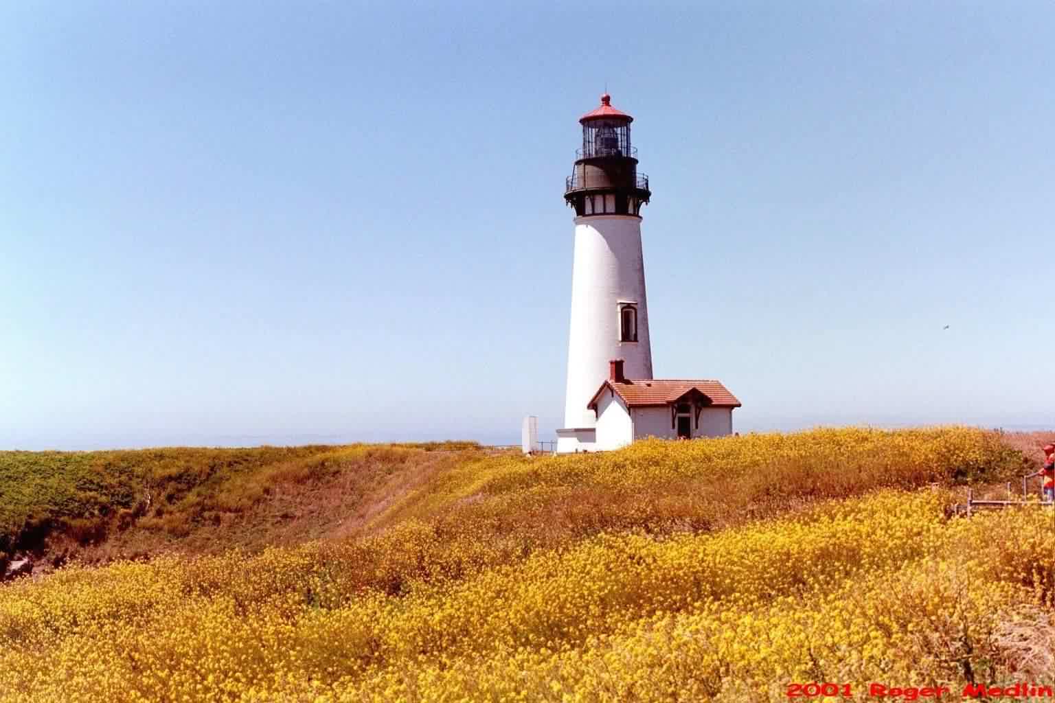 Yaquine Bay Lighthouse